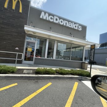 McDonald's - Fast Food Near Me - Fort Lee, New Jersey McDonald's - Fast Food Near Me - Fort Lee, New Jersey