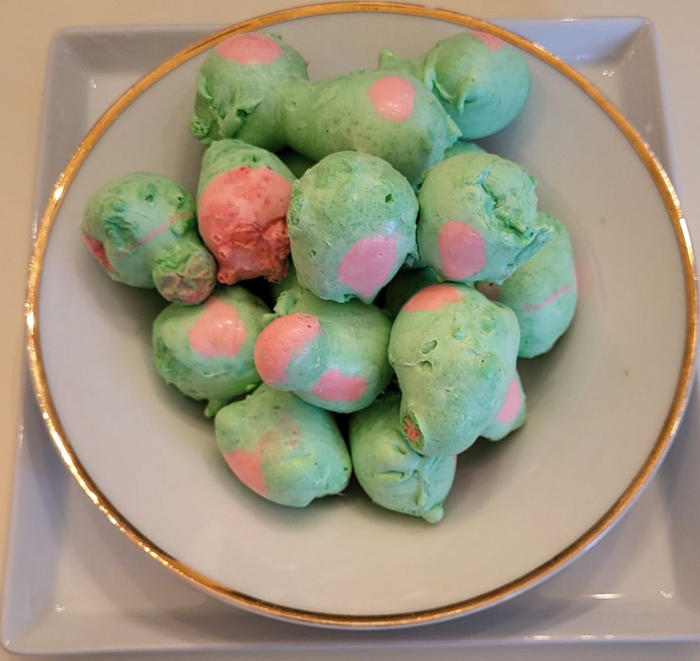 THE MAJESTIC PINEAPPLE Updated May 2024 Request Information 8629