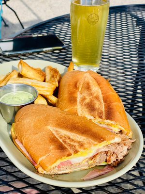 Guava's Cuban Cafe by null