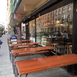 Greasy spoon - Outdoor seating