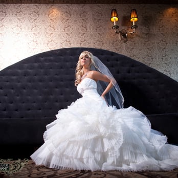 Airen Miller Photography - Modern Wedding Photographers CT NY Boston - Event Photography Near Me - Bristol, Connecticut Airen Miller Photography - Modern Wedding Photographers CT NY Boston - Event Photography Near Me - Bristol, Connecticut