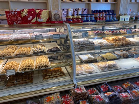 Lord & Villa Bakery by null