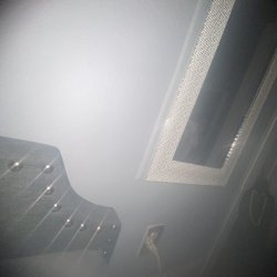 iCell - Blurry and camera lense shows on edges