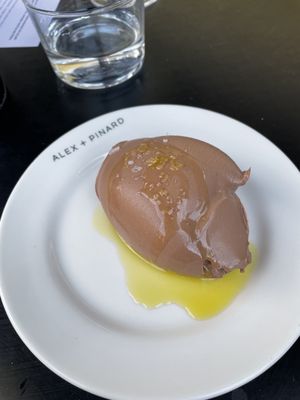 Alex + Pinard by null