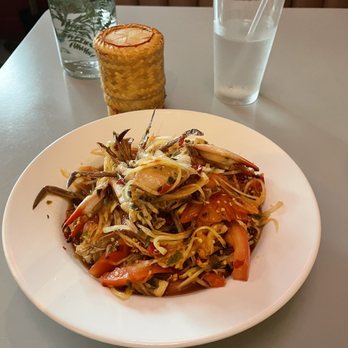 Pho Thai Lao Kitchen - Green Papaya Pad Thai with Soft Shell Crab Green Curry - Thai Near Me - Maywood, New Jersey Pho Thai Lao Kitchen - Green Papaya Pad Thai with Soft Shell Crab Green Curry - Thai Near Me - Maywood, New Jersey