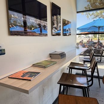 Blue Hummingbird Roastery - Reading corner - Coffee Roasteries Near Me - Irvine, California Blue Hummingbird Roastery - Reading corner - Coffee Roasteries Near Me - Irvine, California
