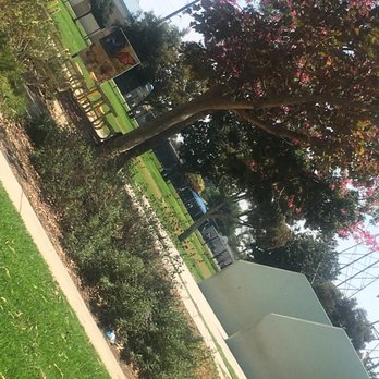 Hollydale Park - Parks Near Me - South Gate, California Hollydale Park - Parks Near Me - South Gate, California