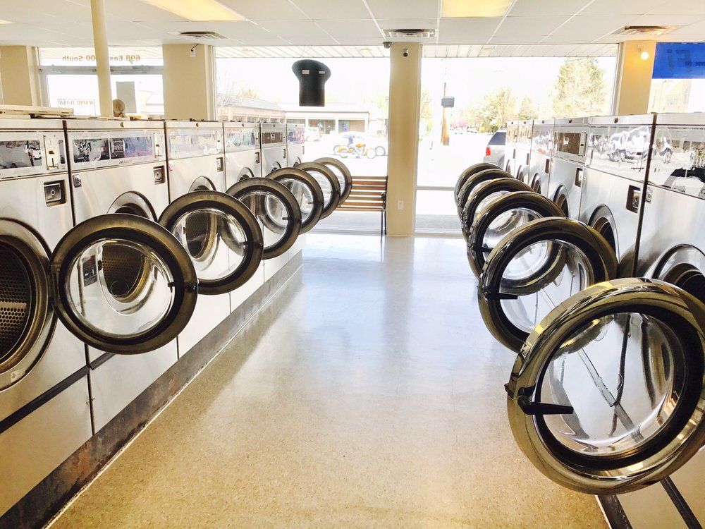 RAPID WASH LAUNDRY Updated August 2024 21 Photos 698 300th S