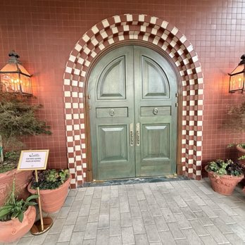 Scilla - Entrance - Italian Near Me - Dallas, Texas