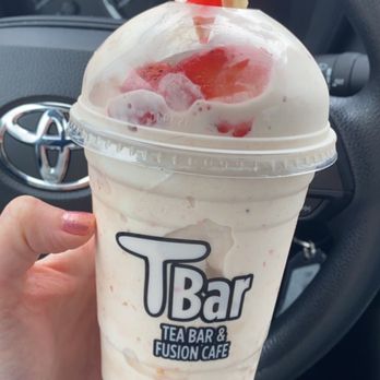 Tea Bar & Fusion Cafe - Strawberry Almond Frost - Coffee & Tea Near Me - Chico, California