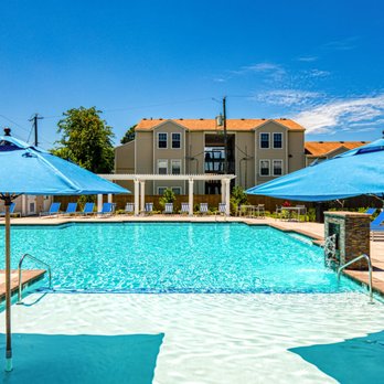 Colony Point Apartments - Swimming pool - Apartments Near Me - Norfolk, Virginia Colony Point Apartments - Swimming pool - Apartments Near Me - Norfolk, Virginia