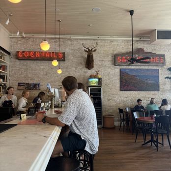 Uptown - Sports Bars Near Me - Austin, Texas Uptown - Sports Bars Near Me - Austin, Texas