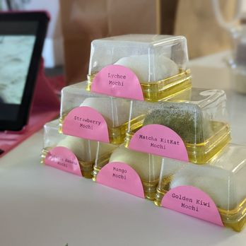 Sucrée Dluxe - Mochi - Desserts Near Me - Richmond Hill, Ontario Sucrée Dluxe - Mochi - Desserts Near Me - Richmond Hill, Ontario
