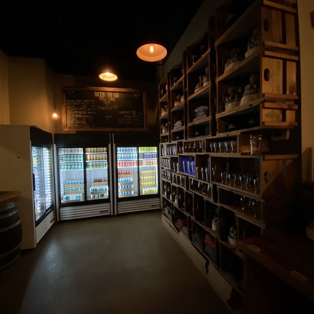 Northwinds Brewhouse & Kitchen - Beer to go - Brewpubs Near Me - Collingwood, Ontario Northwinds Brewhouse & Kitchen - Beer to go - Brewpubs Near Me - Collingwood, Ontario
