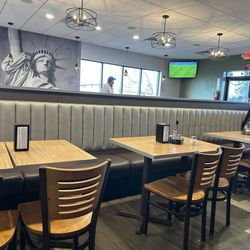 Stefano's Brooklyn Pizza - Inside