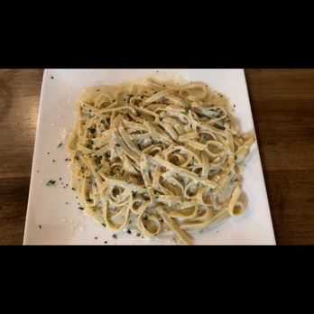 Bella Italia - Alfredo fettuccine - Pizza Near Me - Denver, Colorado Bella Italia - Alfredo fettuccine - Pizza Near Me - Denver, Colorado