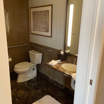 Hutton Hotel - Living room bath - Hotels Near Me - Nashville, Tennessee Hutton Hotel - Living room bath - Hotels Near Me - Nashville, Tennessee
