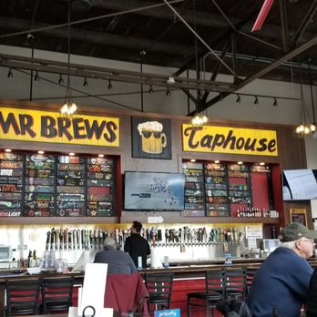 Mr. Brews Taphouse - Burgers Near Me - Fort Atkinson, Wisconsin