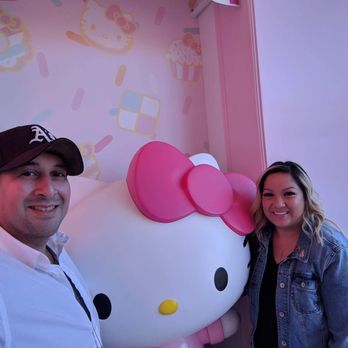 Hello Kitty Cafe - Cafes Near Me - Irvine, California