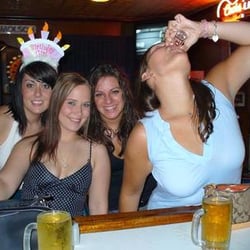 Chesik's Elmwood Inn