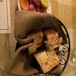 Complementary bread basket with dill vegetables