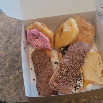 Pat's Donuts & Kreme - Triple chocolate filled sticks with a maple creme, oreo, lemon filled and 2 glazed - Donuts Near Me - Lima, Ohio