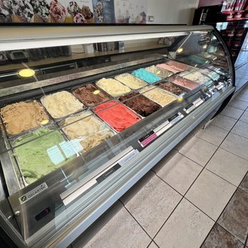 Cold Stone Creamery - a variety of ice creams - Ice Cream & Frozen Yogurt Near Me - Midlothian, Virginia