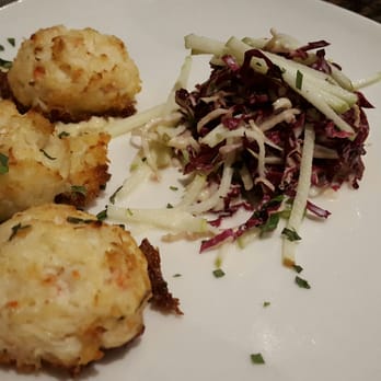 Skates On The Bay - Crab cake appetizer - Seafood Near Me - Berkeley, California