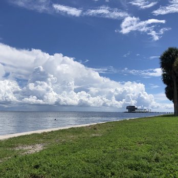 Vinoy Park - Parks Near Me - St. Petersburg, Florida