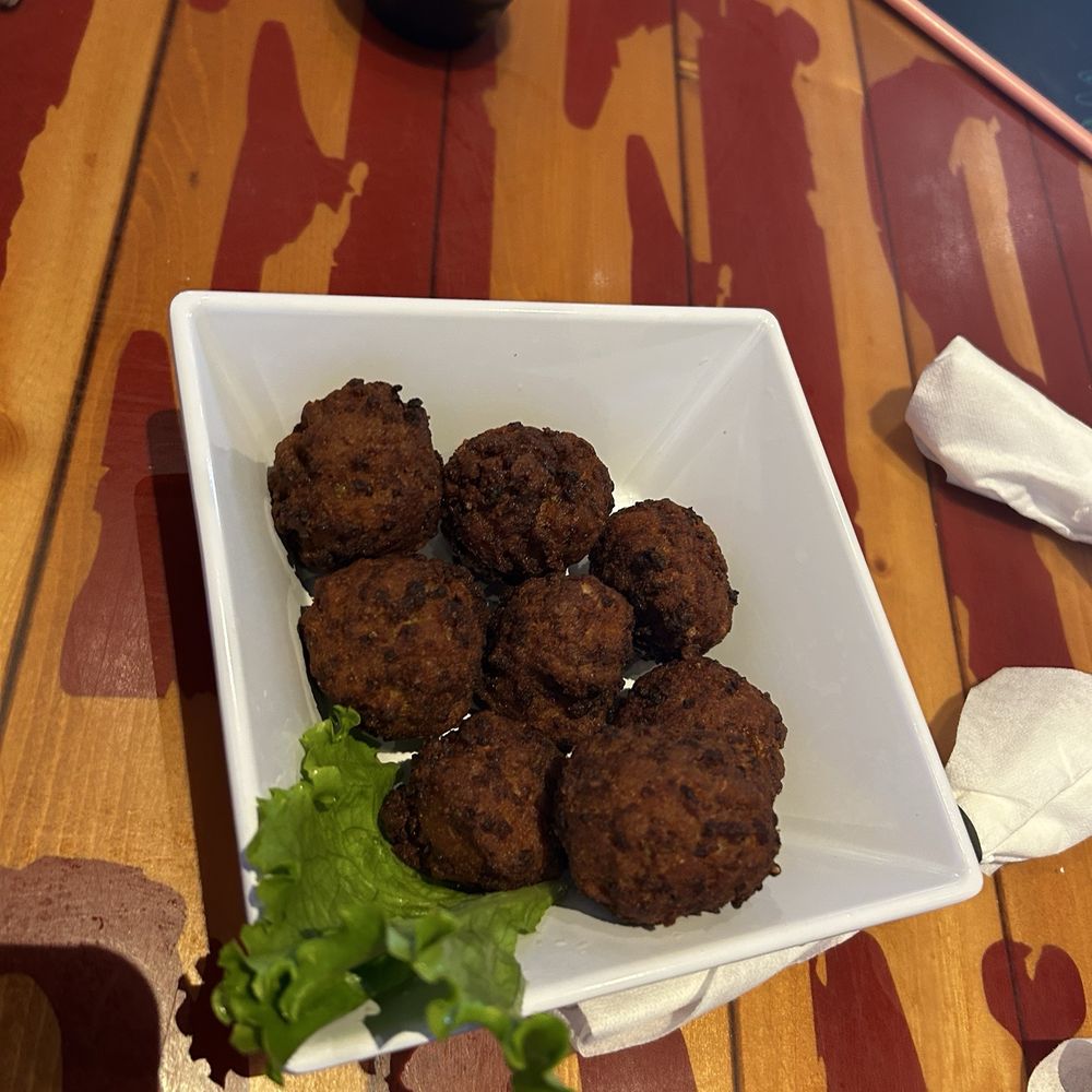 B&D Burgers - Gator fritters - American Near Me - Pooler, Georgia B&D Burgers - Gator fritters - American Near Me - Pooler, Georgia
