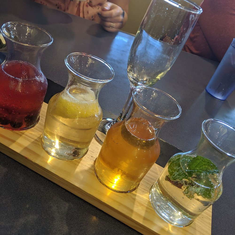 Annie's Cafe - Temecula - Mimosa Flight - Breakfast & Brunch Near Me - Temecula, California
