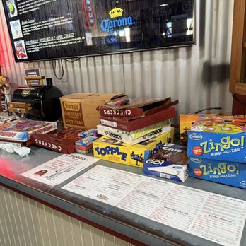 Armadillo Willy's BBQ - Kids corner! Games and paper with crayons, we loved this since we have 2 little ones and thought of them - Barbeque Near Me - San Mateo, California