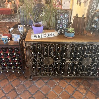 Vino Zona - Wine Tasting Room Near Me - Sedona, Arizona Vino Zona - Wine Tasting Room Near Me - Sedona, Arizona
