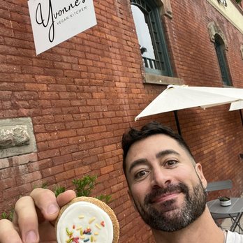 Yvonne's Vegan Kitchen - Desserts Near Me - Pasadena, California