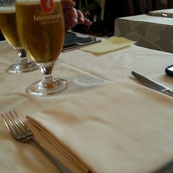 Il Sole - Cloth napkins and table cloth - Pizza Near Me - Bergamo, BG Il Sole - Cloth napkins and table cloth - Pizza Near Me - Bergamo, BG