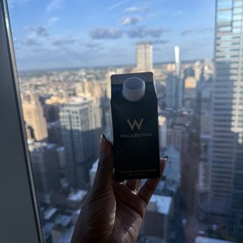 W Philadelphia - Custom water - Hotels Near Me - Philadelphia, Pennsylvania