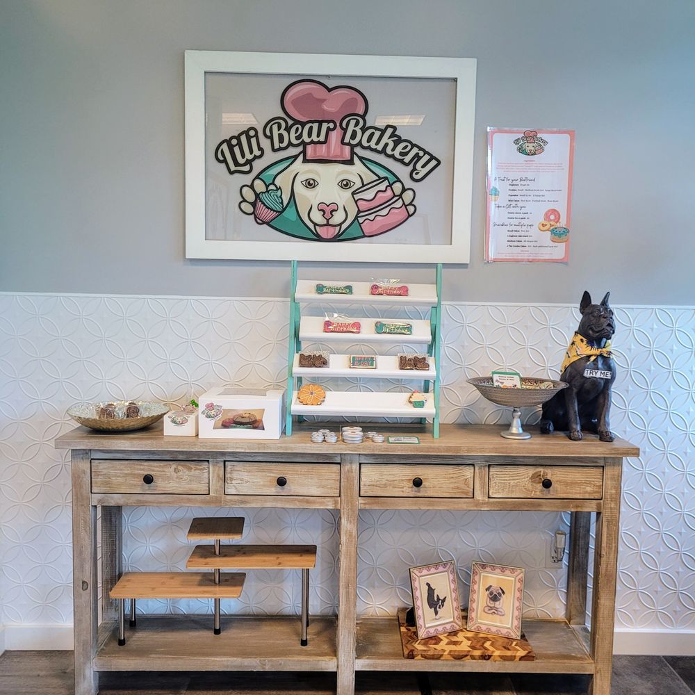 Pickles Playland - Treats for Sale - Pet Groomers Near Me - Kirkland, Washington