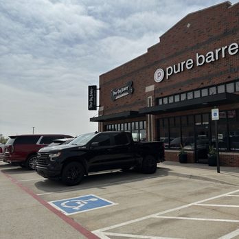 Three Dog Bakery - Pet Stores Near Me - Edmond, Oklahoma