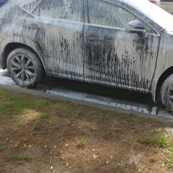 Transcendent Detailing - My SUV getting washed by Victor - Auto Detailing Near Me Transcendent Detailing - My SUV getting washed by Victor - Auto Detailing Near Me