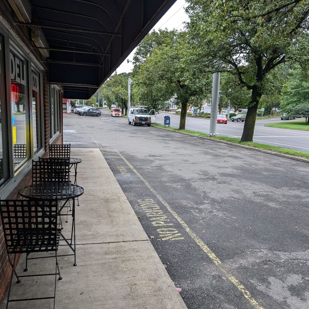 Mish Mosh - Tiny outdoor seating area - Pizza Near Me - Stamford, Connecticut Mish Mosh - Tiny outdoor seating area - Pizza Near Me - Stamford, Connecticut
