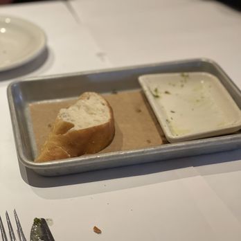 Bonefish Grill - Warm bread with garlic and oil - Seafood Near Me - Deptford, New Jersey