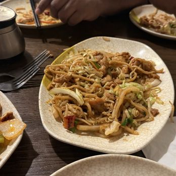 Chou's Kitchen - Stir K01. Chicken Stir-Fried Noodle - Chinese Near Me - Chandler, Arizona