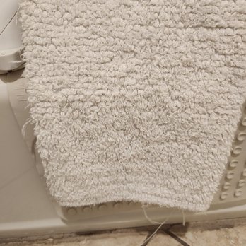 Harbor Lite Lodge - Ratty, worn towel for the floor...it wouldn't look as bad if they would trim the frayed threads - Hotels Near Me - Fort Bragg, California Harbor Lite Lodge - Ratty, worn towel for the floor...it wouldn't look as bad if they would trim the frayed threads - Hotels Near Me - Fort Bragg, California