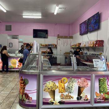 La Michoacana - the inside of a ice cream shop - Ice Cream & Frozen Yogurt Near Me - Long Beach, California La Michoacana - the inside of a ice cream shop - Ice Cream & Frozen Yogurt Near Me - Long Beach, California