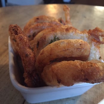 The Crown and Anchor - Pubs Near Me - London, XGL