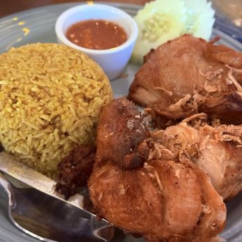 Nakorn Thai Restaurant - Thai Near Me - Summit, New Jersey