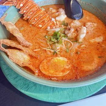 Misohappy - Lobster Bowl - Sushi Bars Near Me - Key West, Florida