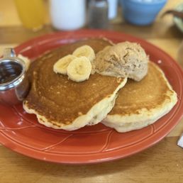 Peanut butter banana pancakes