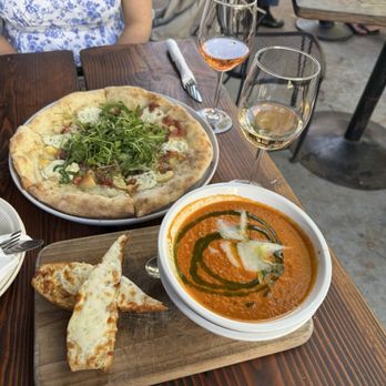 Bernardo Winery - Apple Gorgonzola pizza, Tomato soup - Venues & Event Spaces Near Me - San Diego, California Bernardo Winery - Apple Gorgonzola pizza, Tomato soup - Venues & Event Spaces Near Me - San Diego, California