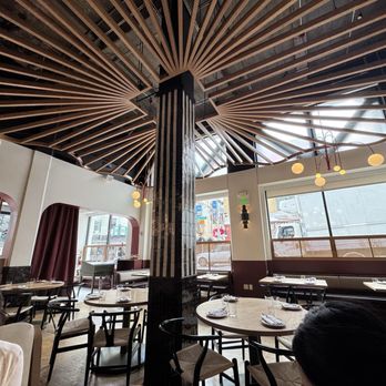 Corzetti - Nice dining room with a view of Geary & Mason Street. - Wine Bars Near Me - San Francisco, California Corzetti - Nice dining room with a view of Geary & Mason Street. - Wine Bars Near Me - San Francisco, California
